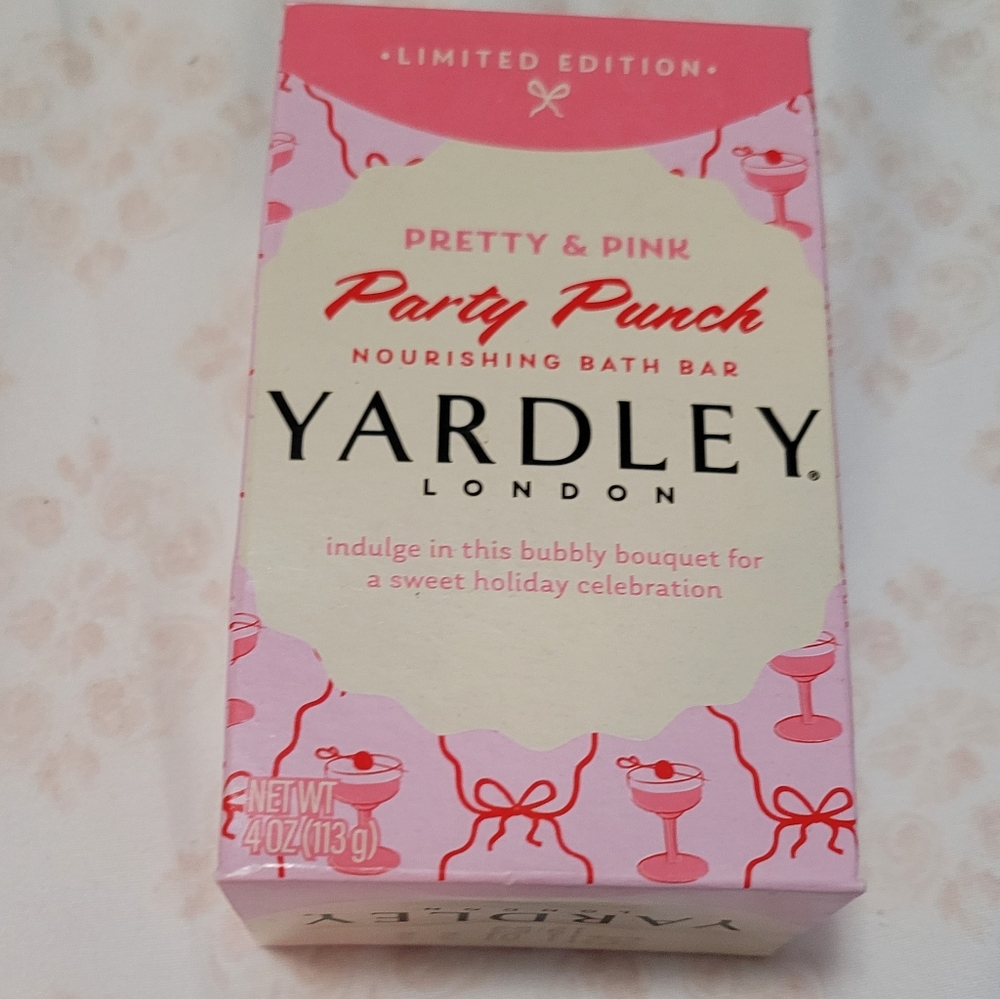 Yardley London Pretty & Pink Party Punch Bath Bar